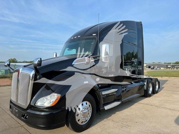 2017 KENWORTH T680 - image 1 of 6