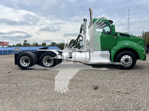 2015 KENWORTH T880 - image 4 of 6