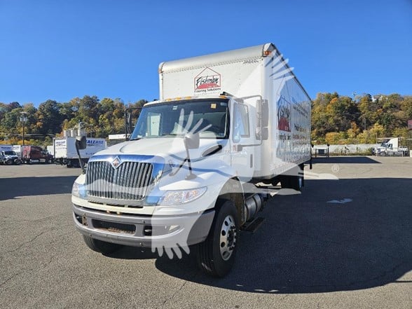 2016 INTERNATIONAL DURASTAR 4300 - image 1 of 6